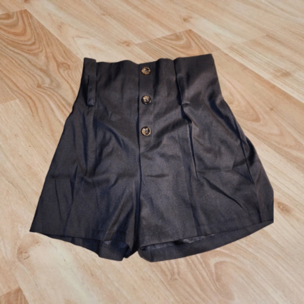 Button up shorts
